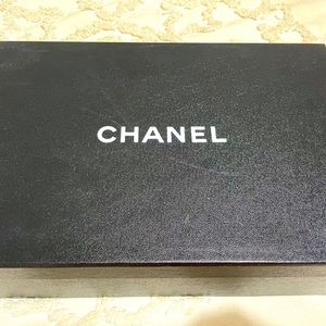 CHANEL CHANEL CHANEL